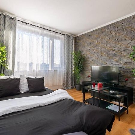 Spacious And Bright Flat Between Airport & Center Apartment Budapest Exterior photo